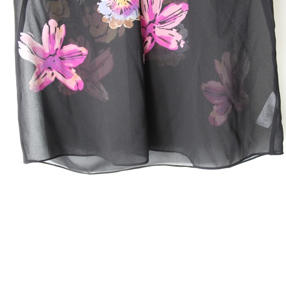Cabi Floral Limited Edition Bouquet Blouse Preowned Small - Picture 6 of 13